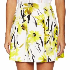 Alice & Olivia - Connor Floral Lampshade Skirt - 6